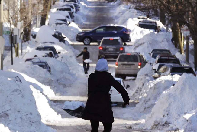 America snow fall, America snow fall effect, Huge snow falling in US, Schools close, Offices close