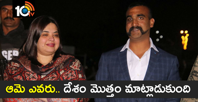 Who was the woman walking with IAF Pilot Abhinandan at Wagah border
