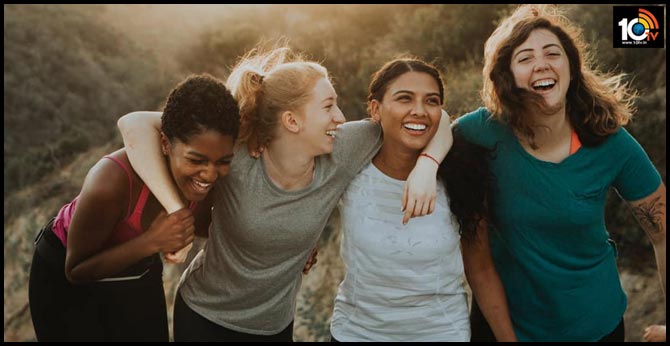 Women are ‘happier and healthier without marriage and children’ apparently