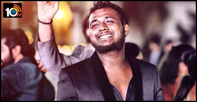 attack on big boss 3 telugu winner rahul sipligaunj in pub