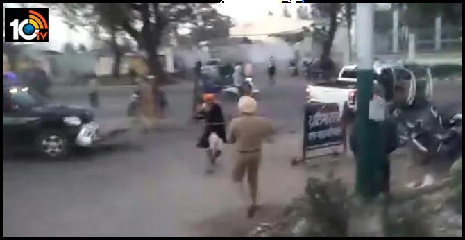 Punjab: 7 arrested for chopping off cop's hand, attacking other officials