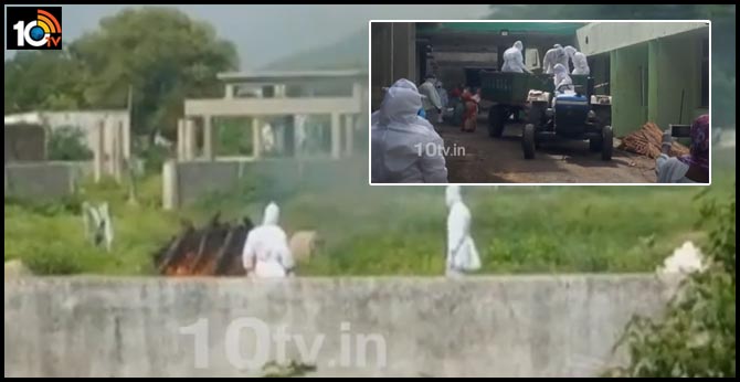 doctor-sriram-became-tractor-driver-for-covid-patient-funeral